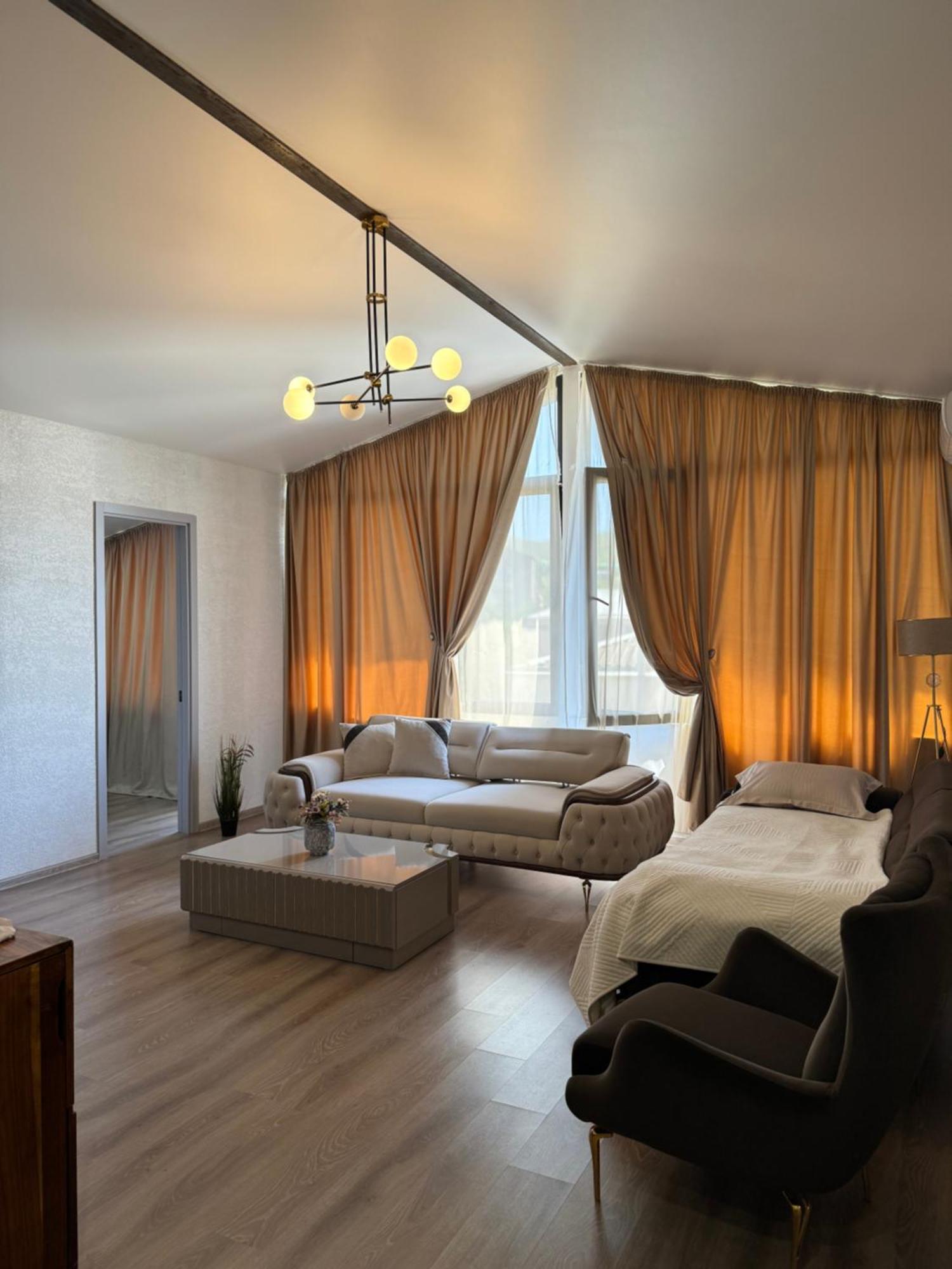 Guest House Elene Γκόρι Εξωτερικό φωτογραφία