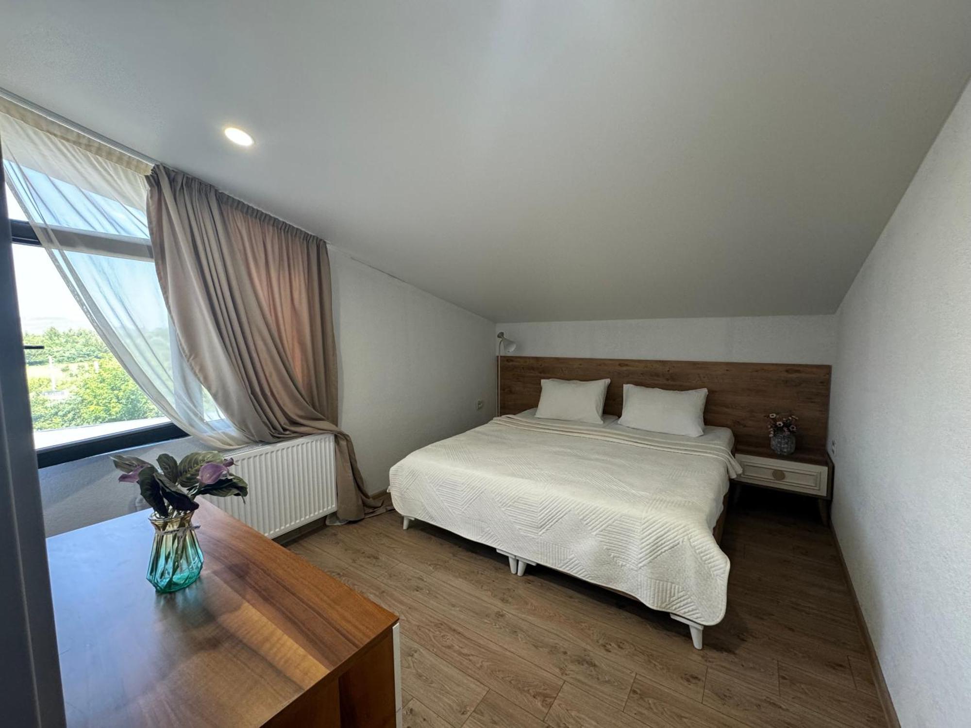 Guest House Elene Γκόρι Εξωτερικό φωτογραφία